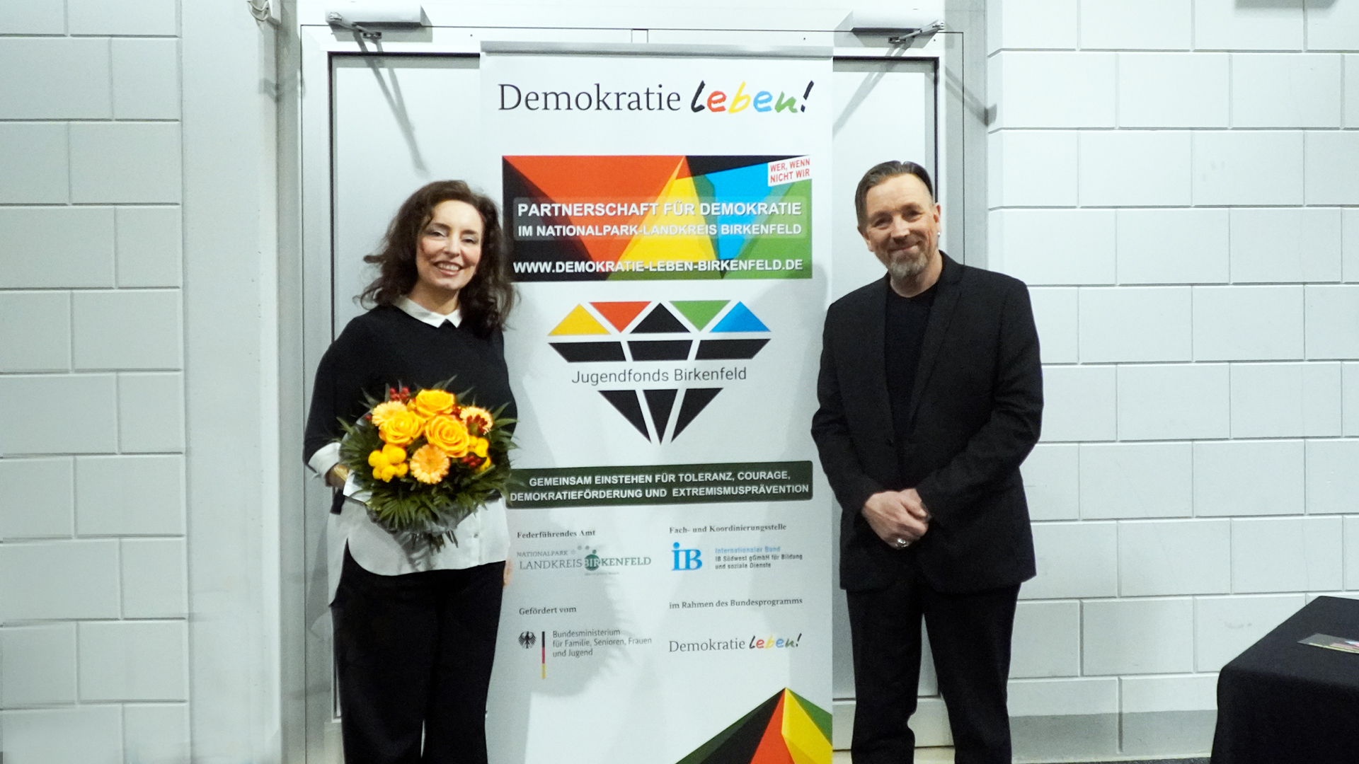 Marianne Blum und Thomas Linke nach der Veranstaltung "Annes Kampf" in Idar-Oberstein